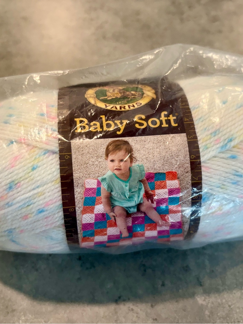 Lion Brand Baby Soft Pastel Speckle Yarn - 376 yards - NEW